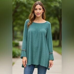 Madison & Berkeley Teal Tunic Top Large